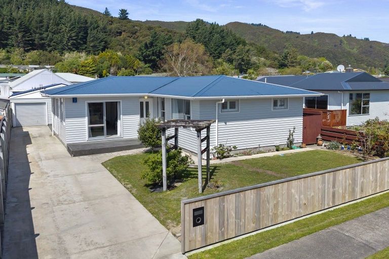 Photo of property in 22 Berkeley Road, Wainuiomata, Lower Hutt, 5014