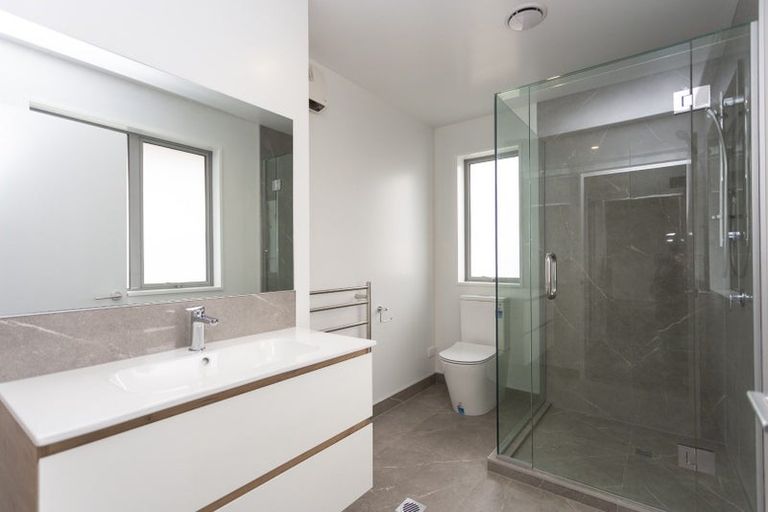 Photo of property in 12a Peverel Street, Riccarton, Christchurch, 8011