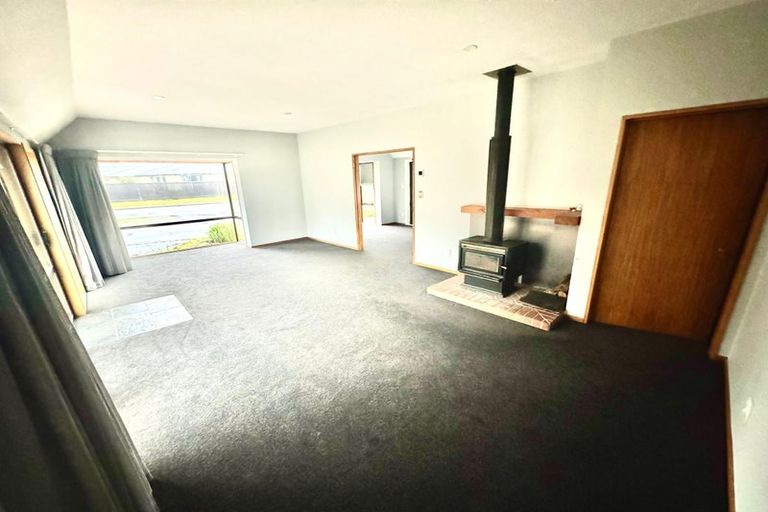 Photo of property in 38 Oakden Drive, Darfield, 7510