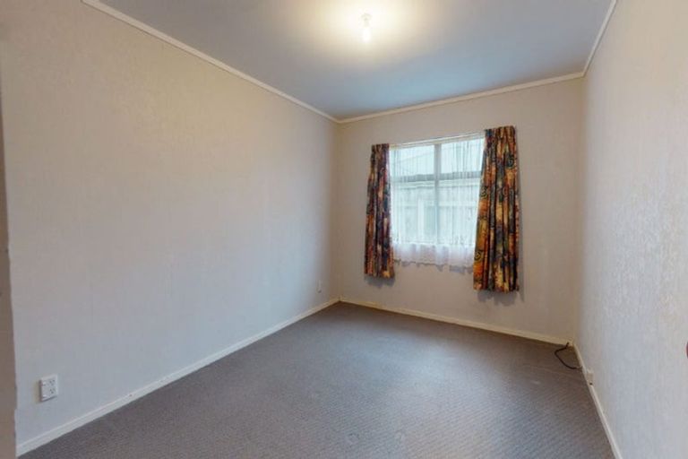 Photo of property in 2/76 Cambridge Terrace, Waterloo, Lower Hutt, 5011