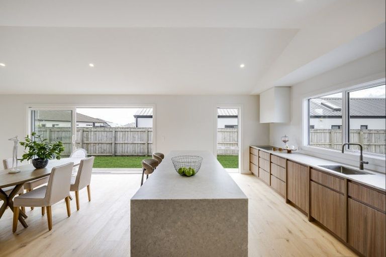 Photo of property in 12 Rich Rise, Havelock North, 4130