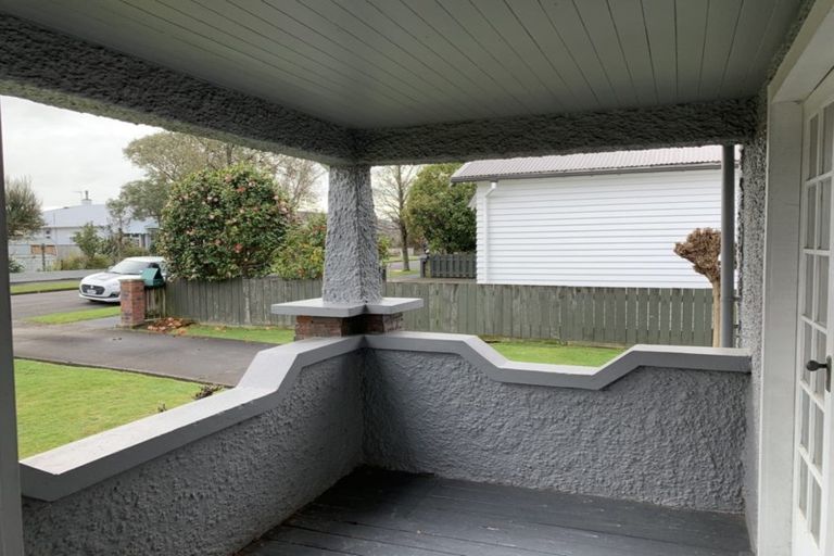 Photo of property in 27 Miro Street, Takaro, Palmerston North, 4410