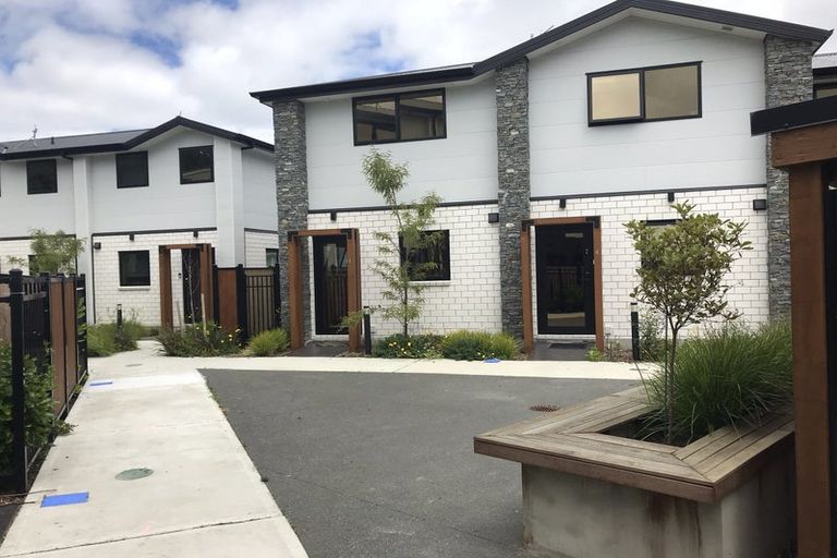 Photo of property in 8/3 Johnston Grove, Taita, Lower Hutt, 5011