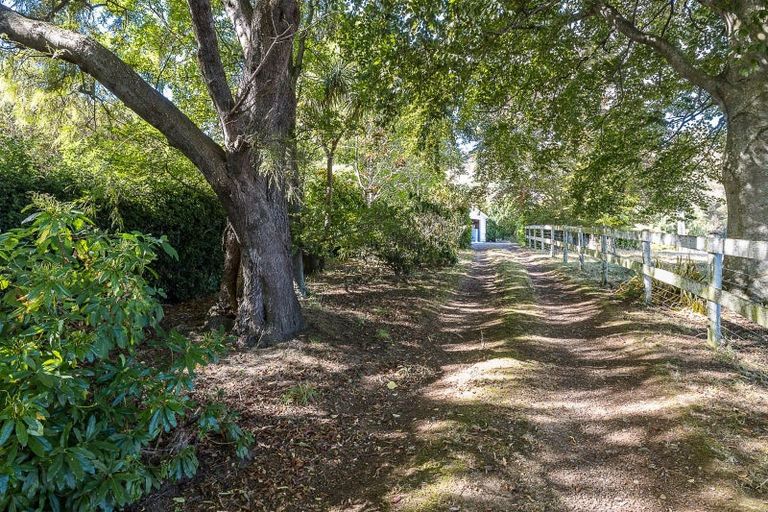 Photo of property in 947 Allanton-waihola Road, Allanton, Mosgiel, 9092