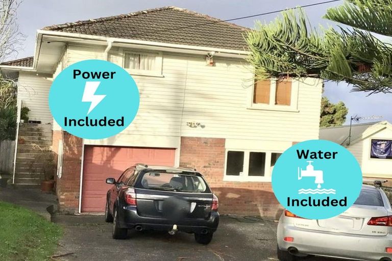 Photo of property in 10 Fowey Avenue, Te Atatu South, Auckland, 0610