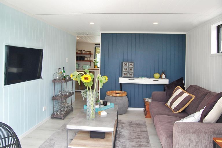 Photo of property in 5 Te Ngahere Lane, Kaiwaka, 0573