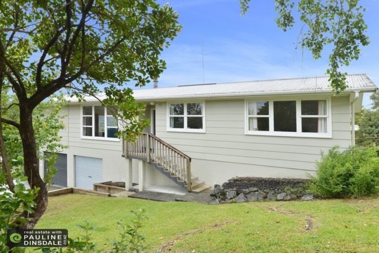 Photo of property in 9 Mountain Road, Morningside, Whangarei, 0110