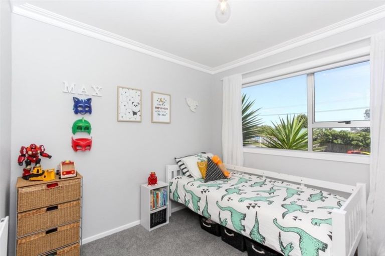 Photo of property in 185 Mangorei Road, Merrilands, New Plymouth, 4312