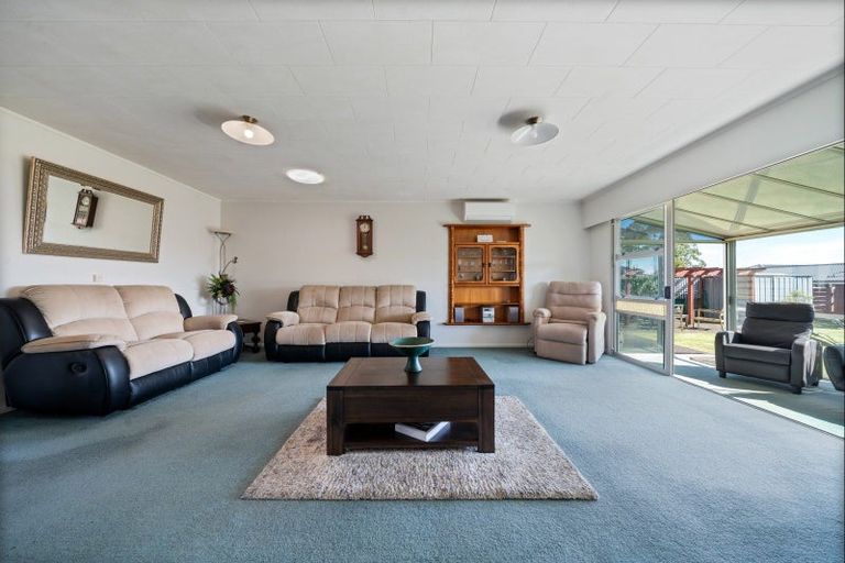 Photo of property in 19 Bronte Place, Whalers Gate, New Plymouth, 4310