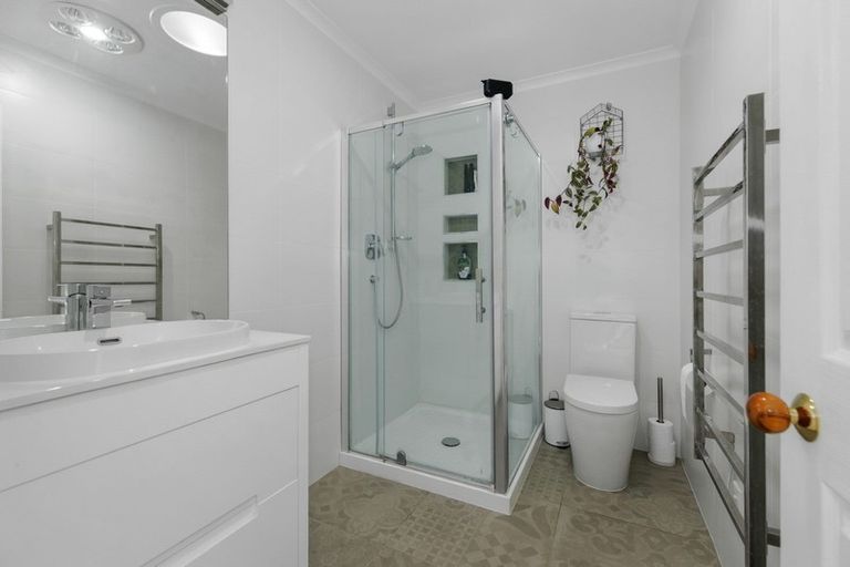 Photo of property in 6 Melfort Place, Nawton, Hamilton, 3200