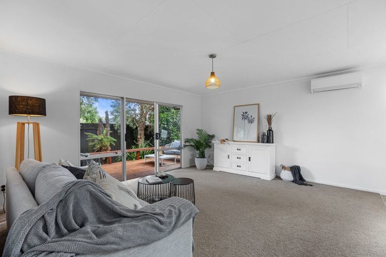 Photo of property in 10c Emerald Place, Papamoa Beach, Papamoa, 3118