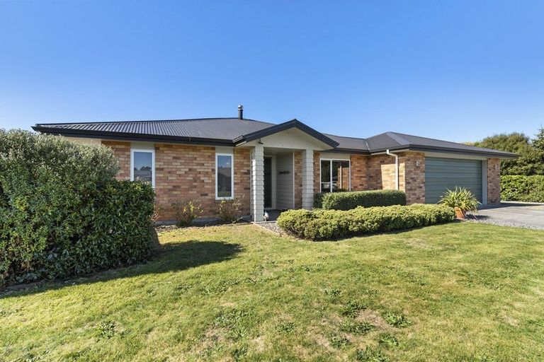 Photo of property in 4 Camellia Lane, Carterton, 5713