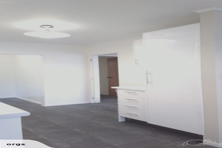 Photo of property in 12 Buccaneer Place, Grenada Village, Wellington, 6037