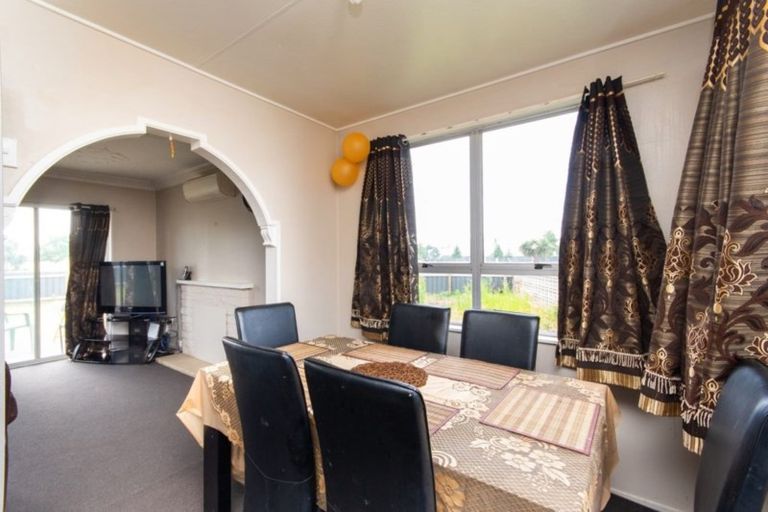 Photo of property in 1 Berwick Street, Flaxmere, Hastings, 4120