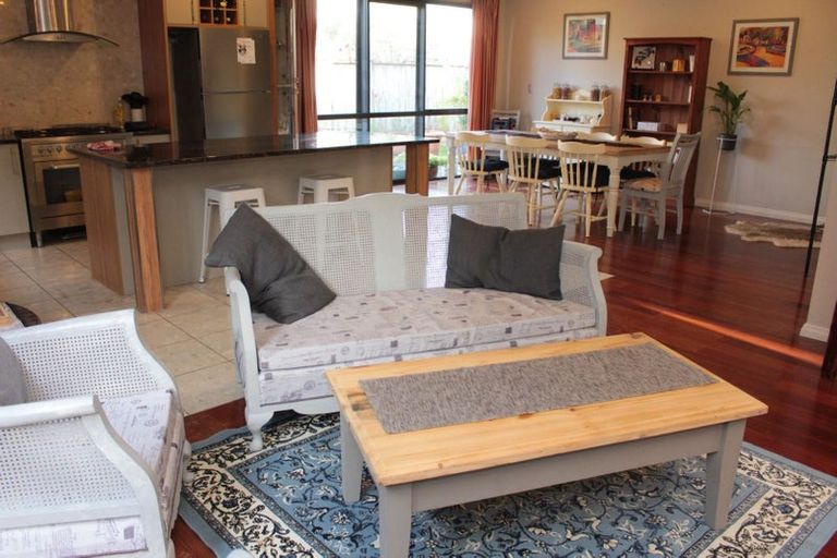 Photo of property in 44 Amberwood Drive, Northpark, Auckland, 2013