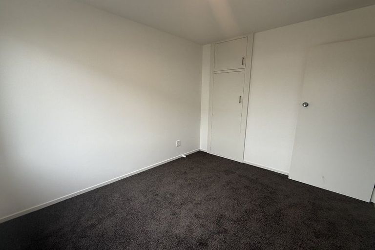 Photo of property in 2/7 Division Street, Riccarton, Christchurch, 8041