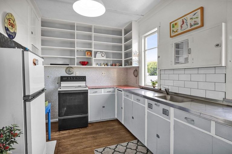 Photo of property in 53 Dorset Avenue, Westown, New Plymouth, 4310