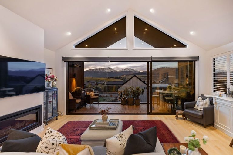 Photo of property in 3b Glenelg Lane, Jacks Point, 9371