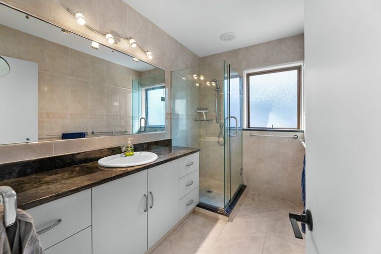 Photo of property in 1/17 Hawkins Street, Meadowbank, Auckland, 1072