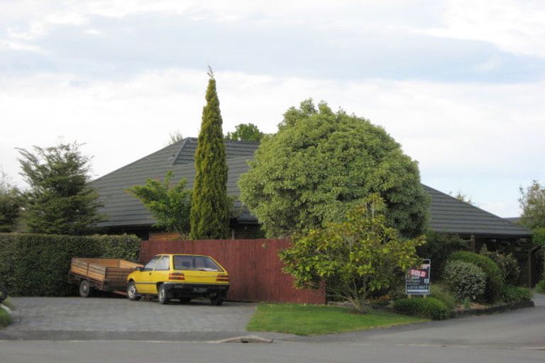 Photo of property in 21 Melford Close, Rangiora, 7400