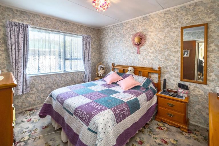 Photo of property in 28 Churchill Crescent, Featherston, 5710