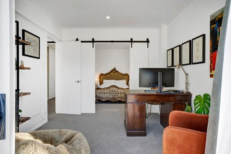 Photo of property in 17 Linda Street, Oakura, 4314