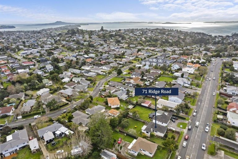Photo of property in 71 Ridge Road, Howick, Auckland, 2014