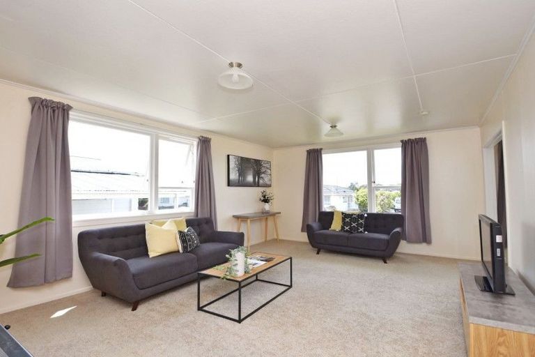 Photo of property in 58 Lauder Crescent, Heidelberg, Invercargill, 9812