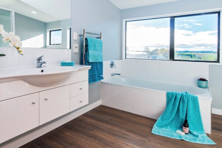 Photo of property in 21 Brook Street, Southbridge, 7602