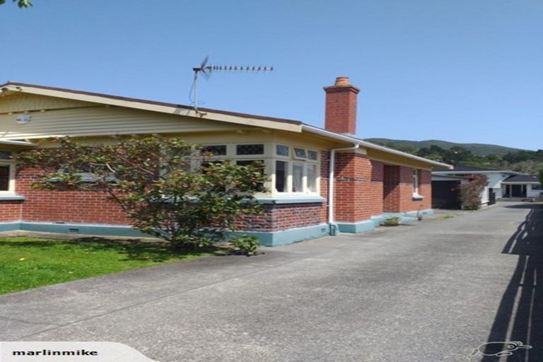 Photo of property in 24 Norton Park Avenue, Fairfield, Lower Hutt, 5011