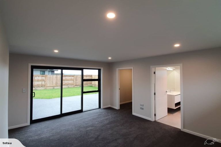 Photo of property in 39 Barry Curtis Place, Levin, 5510