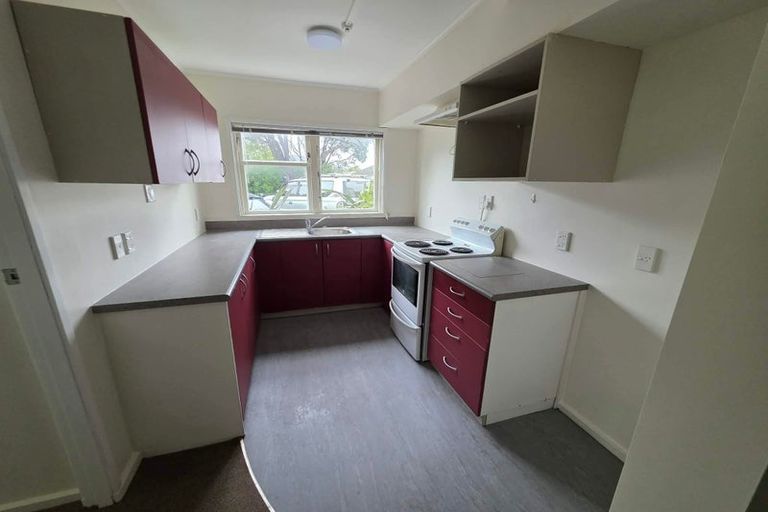 Photo of property in 95 Farmer Crescent, Taita, Lower Hutt, 5011