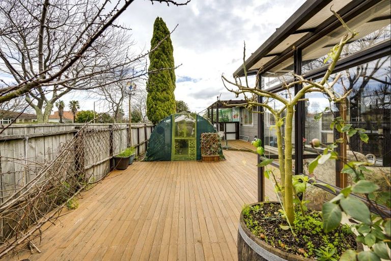 Photo of property in 609 Lascelles Street, Saint Leonards, Hastings, 4120