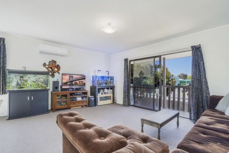 Photo of property in 18 Lloyd Drive, Nawton, Hamilton, 3200