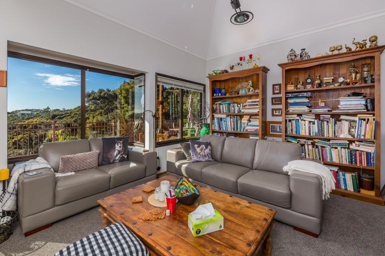 Photo of property in 57 Te Haumi Drive, Paihia, 0200