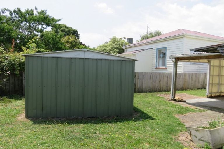 Photo of property in 111 Davy Street, Thames, 3500