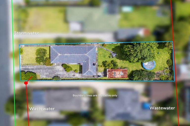 Photo of property in 13 Waione Avenue, Te Atatu Peninsula, Auckland, 0610