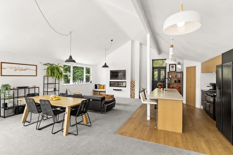 Photo of property in 223 Muritai Road, Eastbourne, Lower Hutt, 5013