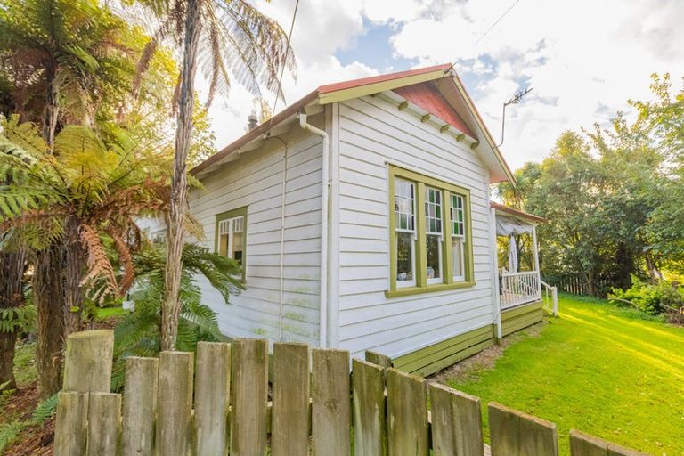 Photo of property in 32 Ford Road, Fordlands, Rotorua, 3015