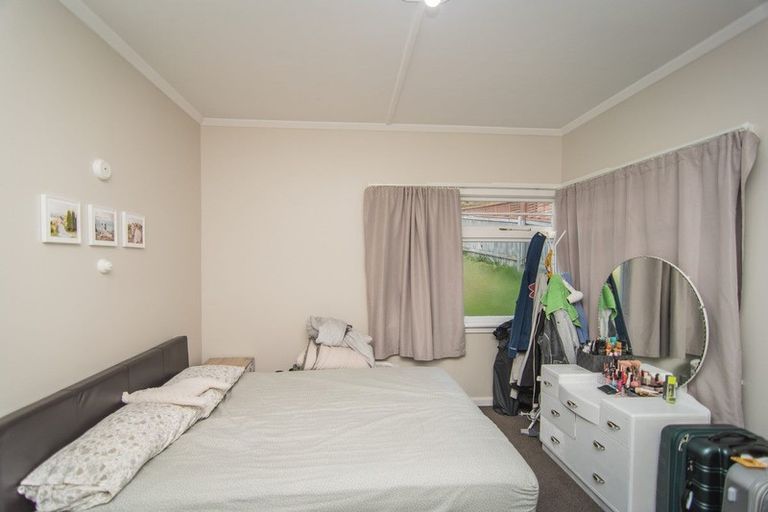 Photo of property in 74 Douglas Street, Highfield, Timaru, 7910