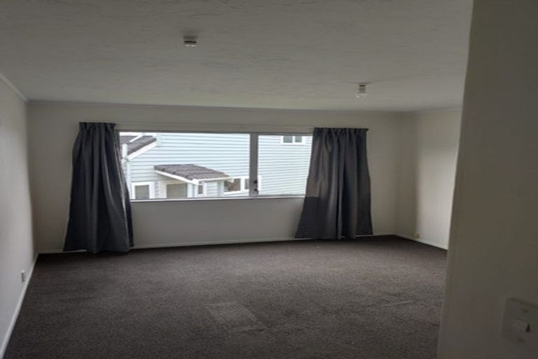 Photo of property in 7 Cambrian Street, Churton Park, Wellington, 6037