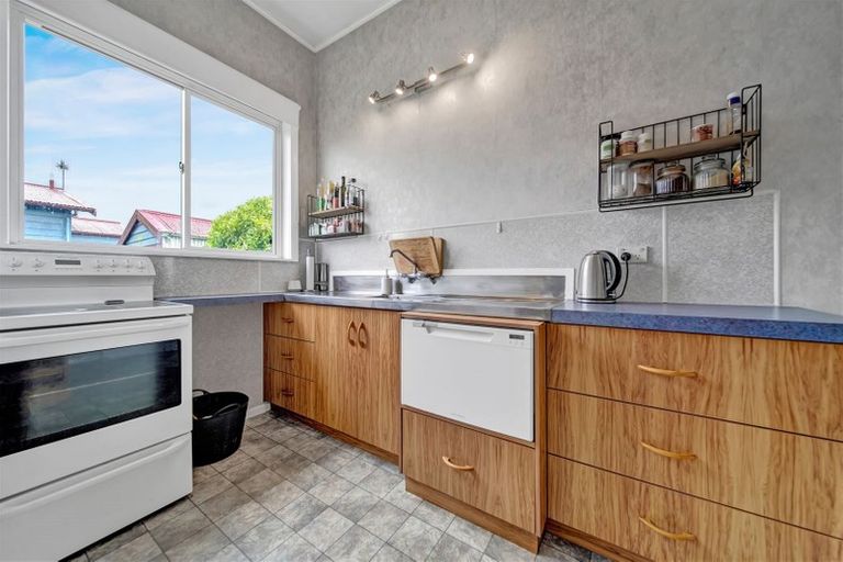 Photo of property in 22 Pembroke Road, Stratford, 4332