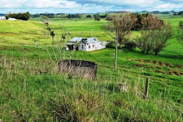 Photo of property in 413 Waihue Road, Dargaville, 0372