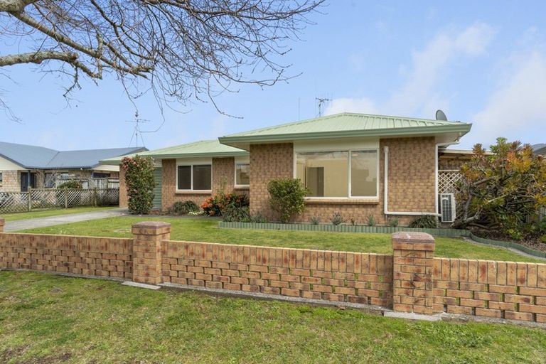 Photo of property in 32 Highfields Drive, Katikati, 3129