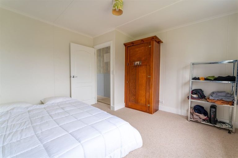 Photo of property in 13 Solway Street, Holmes Hill, Oamaru, 9401