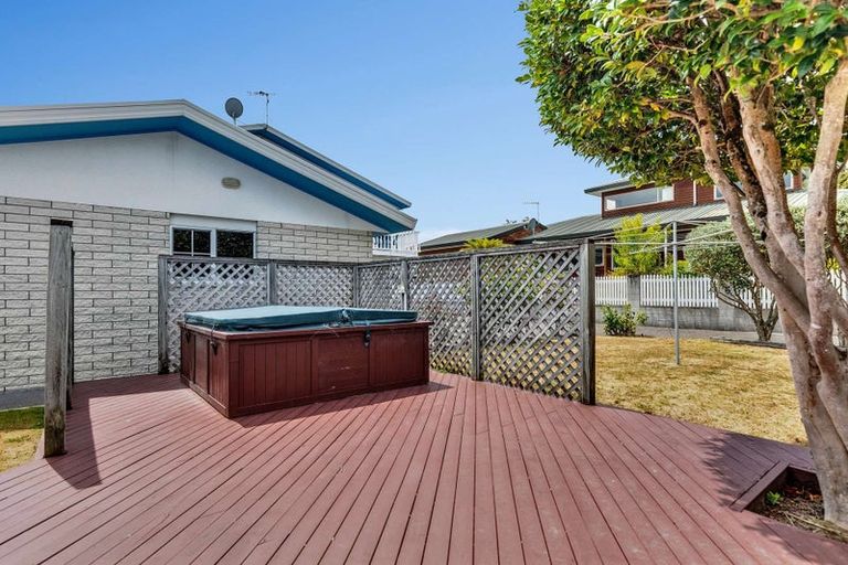 Photo of property in 9 Golders Place, Richmond Heights, Taupo, 3330