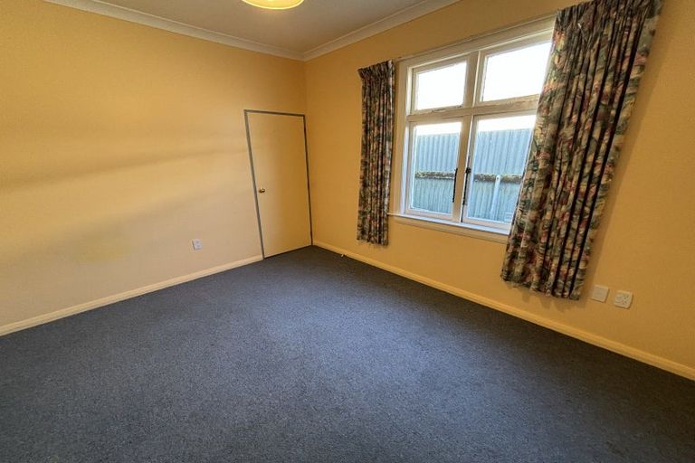 Photo of property in 12 Hereford Street, West End, Palmerston North, 4410