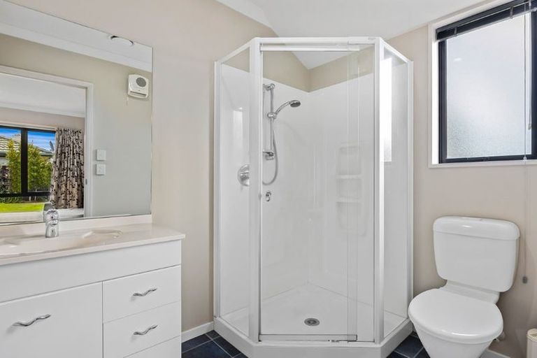 Photo of property in 124 William Brittan Avenue, Halswell, Christchurch, 8025