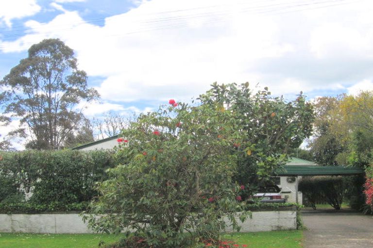 Photo of property in 32 Mckenzie Road, Owhata, Rotorua, 3010