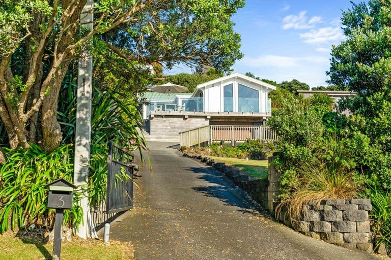 Photo of property in 3 Edwin Mitchelson Road, Muriwai, Waimauku, 0881